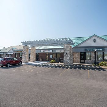 2329 Silvernail Rd, Waukesha, WI 53072 2329 Silvernail Rd, Waukesha, WI 53072